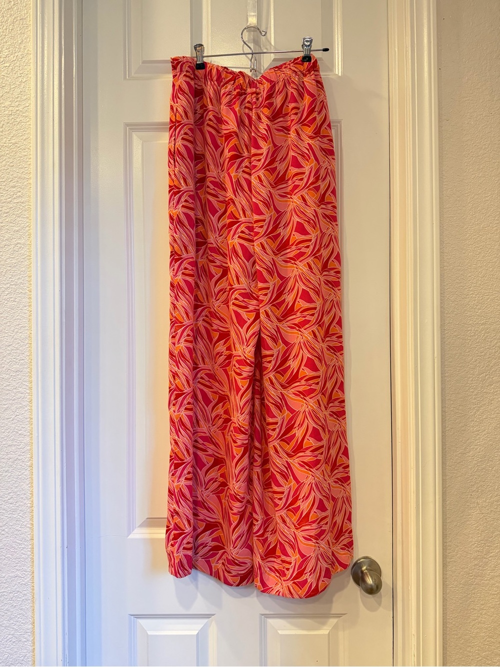 Ashley Park x RTR International Pink Tropical Print Wide-Leg Pants - Picture 7 of 11